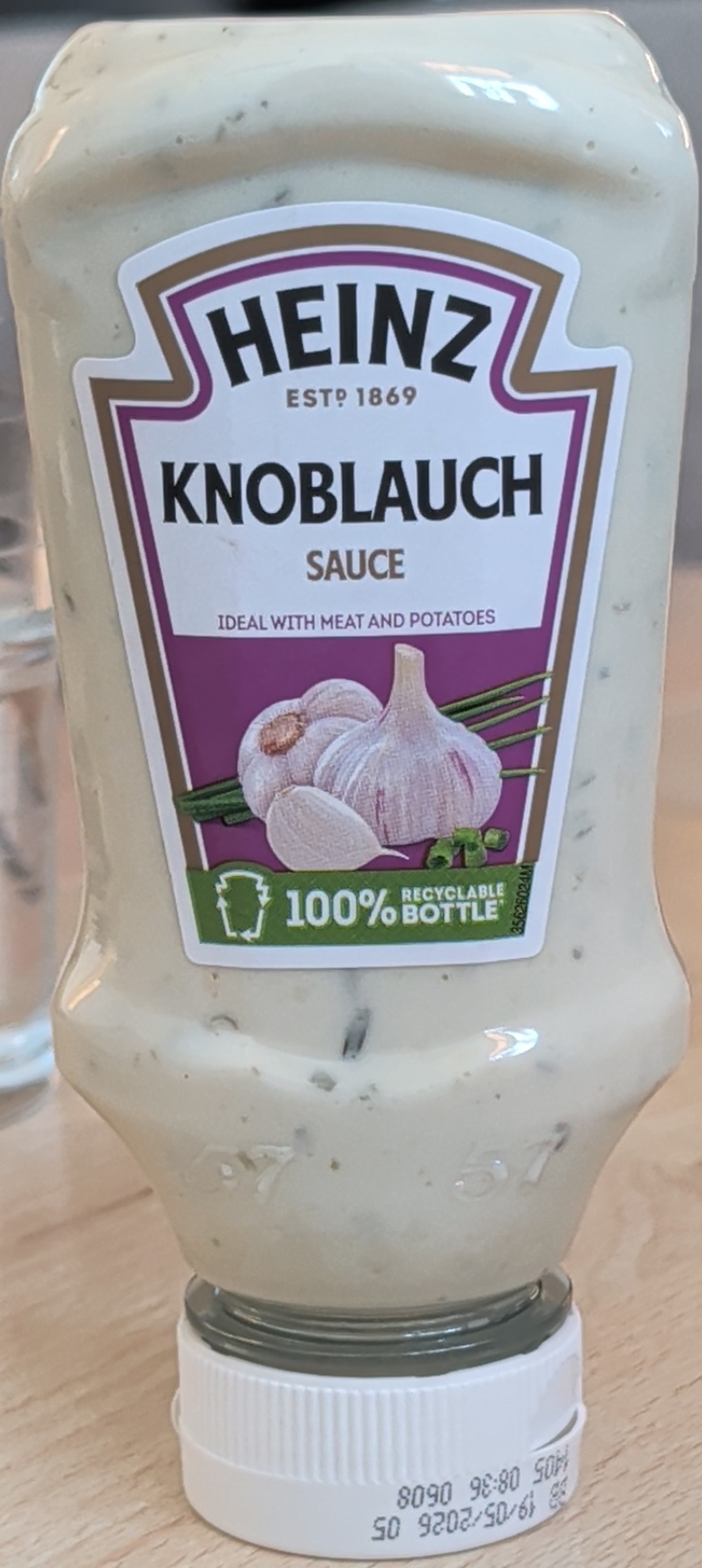Vorderseite von Knoblauch Sauce