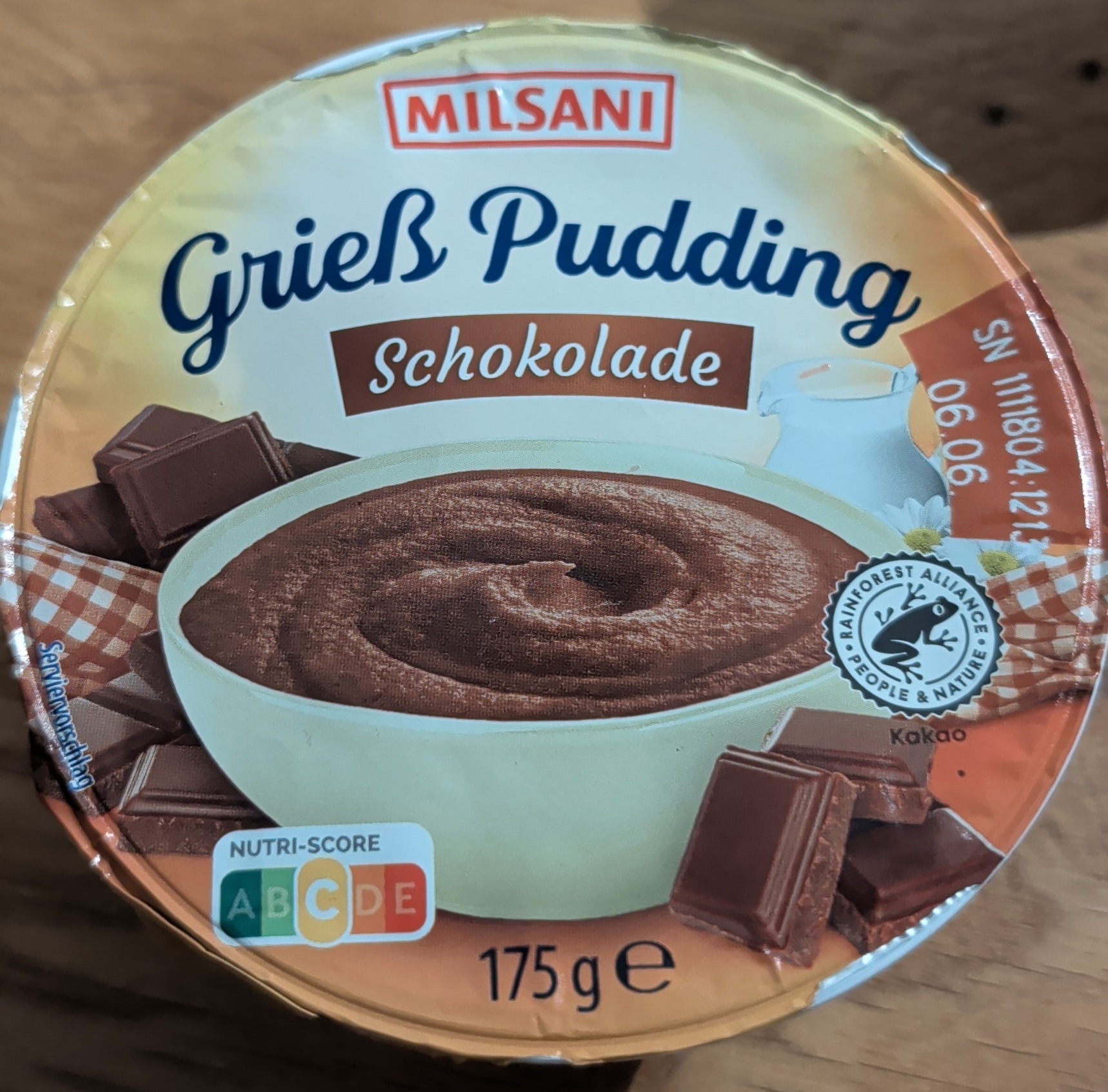 Vorderseite von Grieß Pudding Schokolade