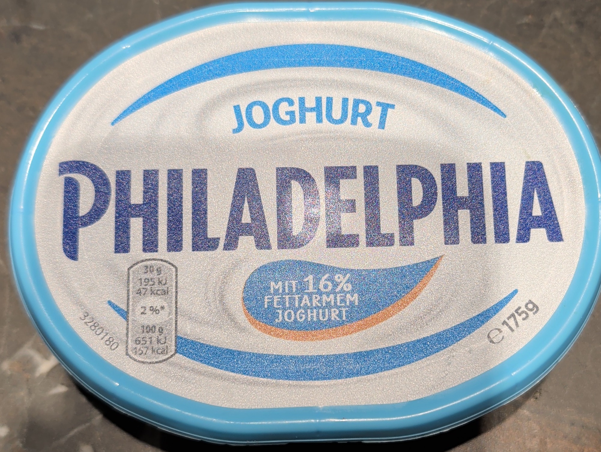 Vorderseite von Philadelphia Joghurt fettarm 16%